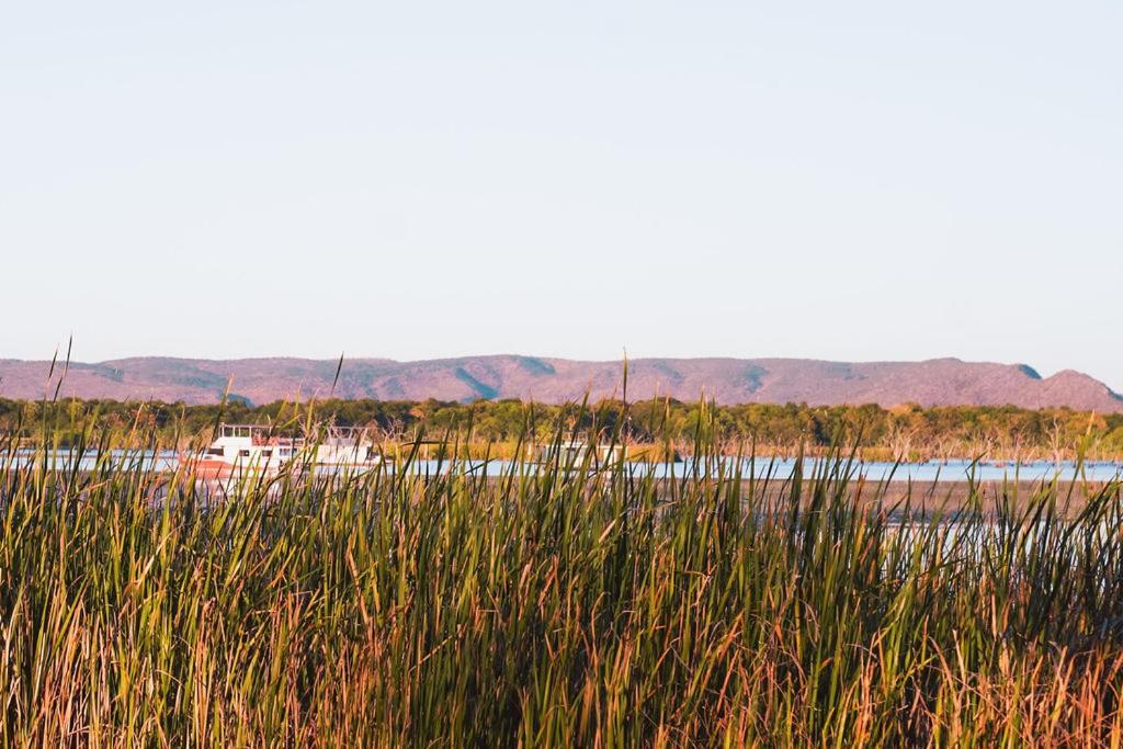 Lily Lagoon Resort Kununurra Exterior foto
